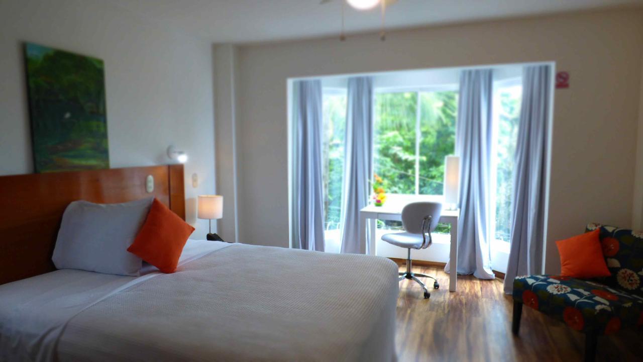 Hotel Casa Royale Bluefields ภายนอก รูปภาพ